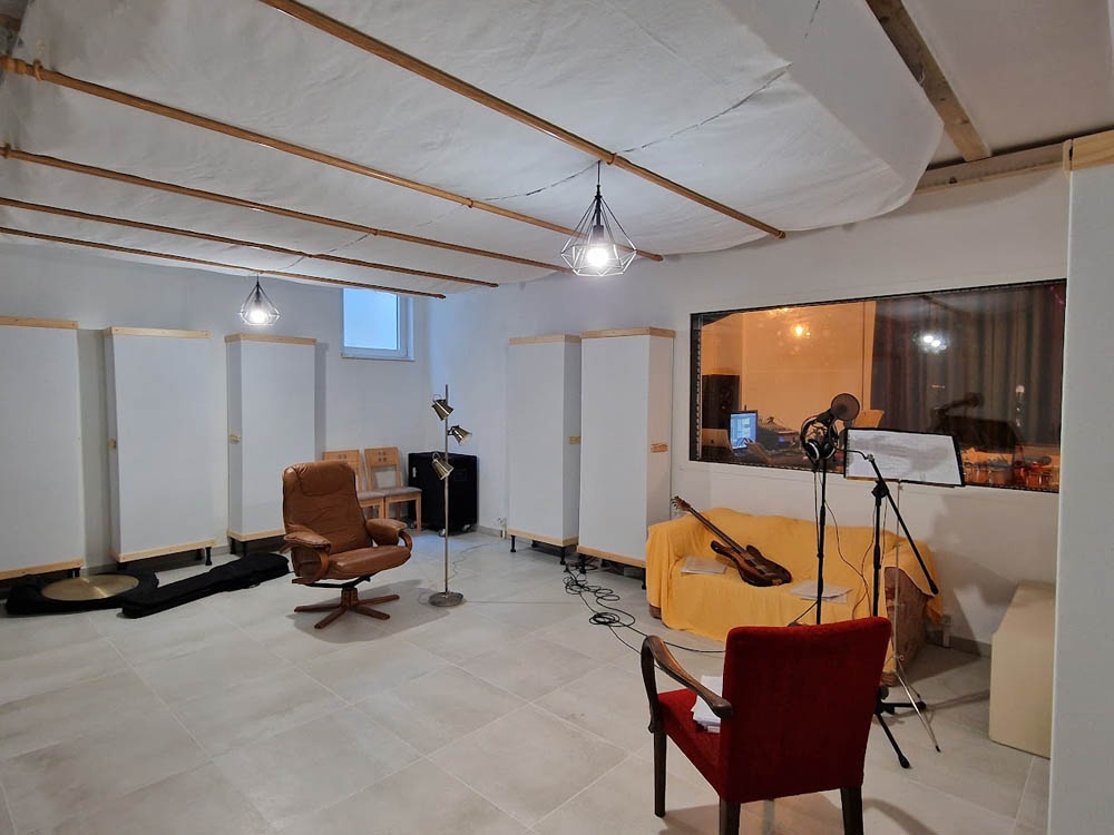 PICTURE 5